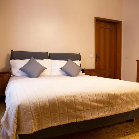Apartment Casa Giuly Parma
